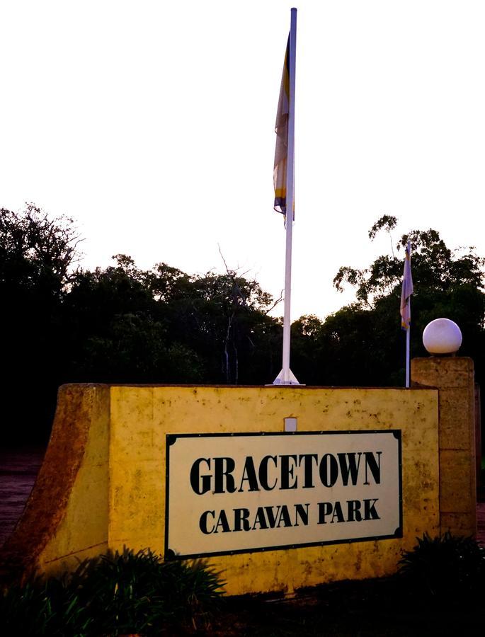 Gracetown Caravan Park Eksteriør billede